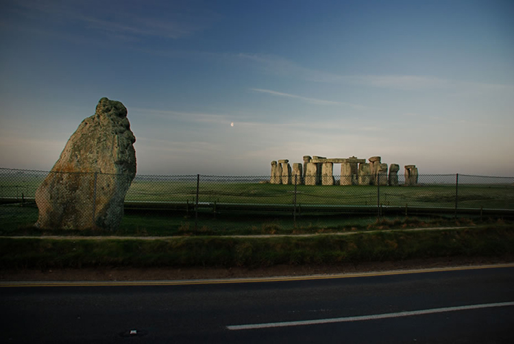 Stonehenge road